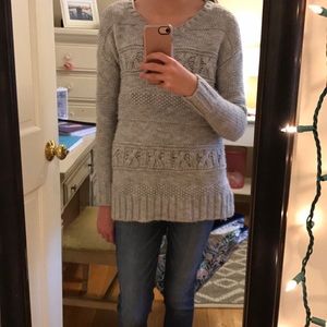 American Eagle grey sweater